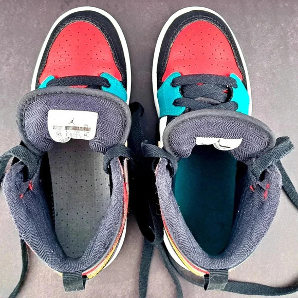 Jordan 1 Mid PS Multicolor  - sz 12c - Picture 7 of 7